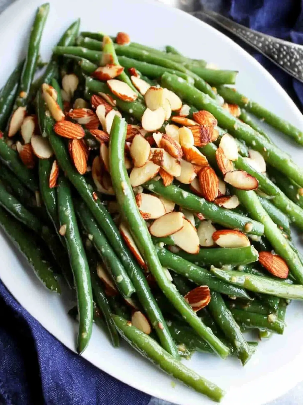 Zesty Green Beans Almondine for a Flavorful Side Dish 2 Green Beans Almondine