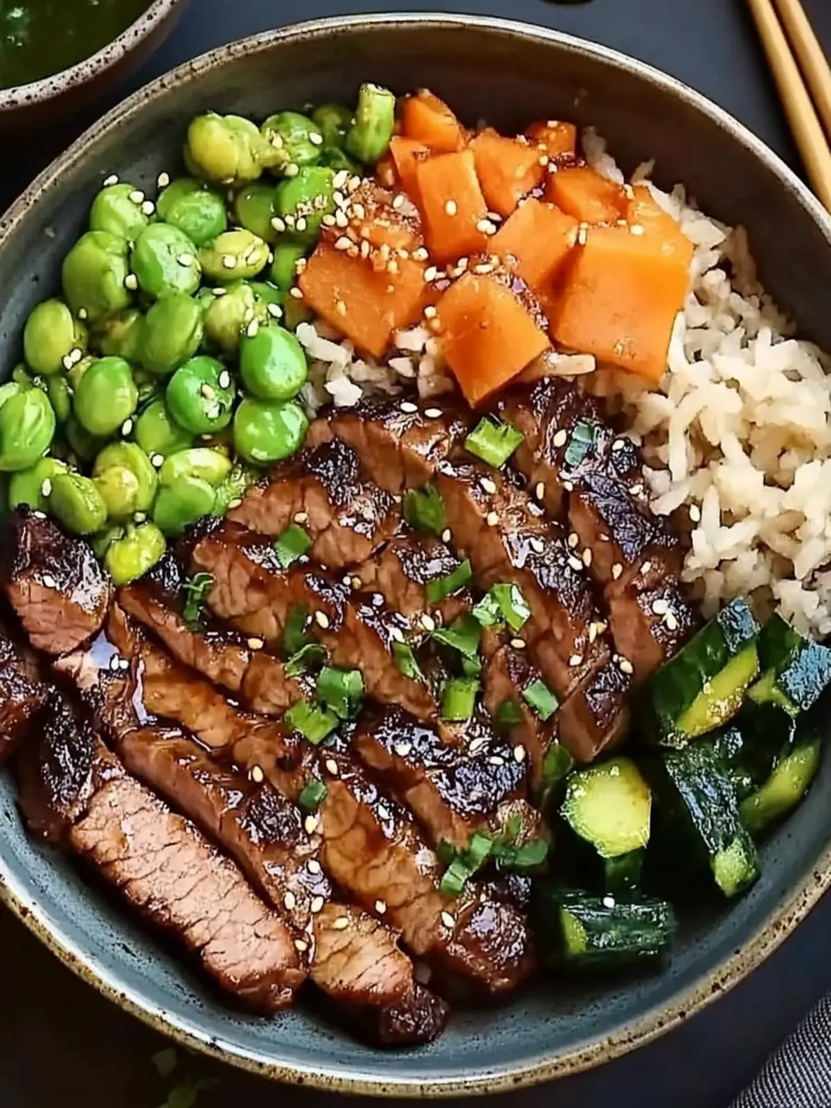 Savory Hibachi Steak Bowls: Customizable Flavor in Every Bite 4 Hibachi Steak Bowls